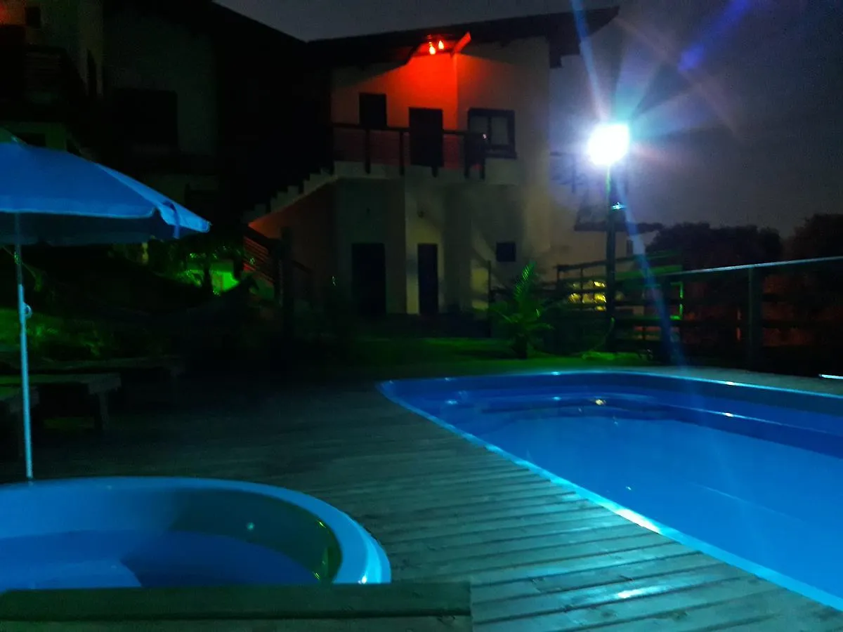 Vila Tamu Praia do Rosa Casa de Férias