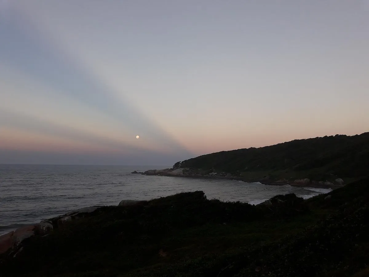 Vila Tamu Praia do Rosa